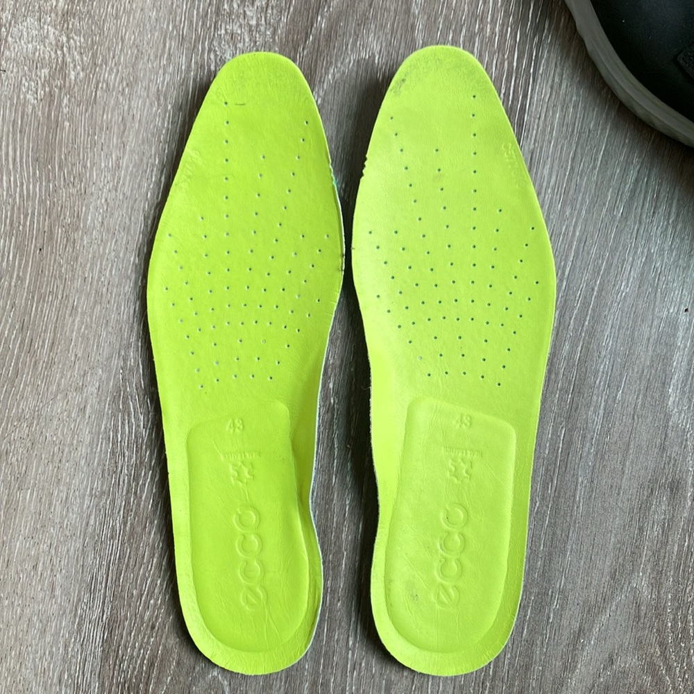 ECCO - Picture 11 of 17